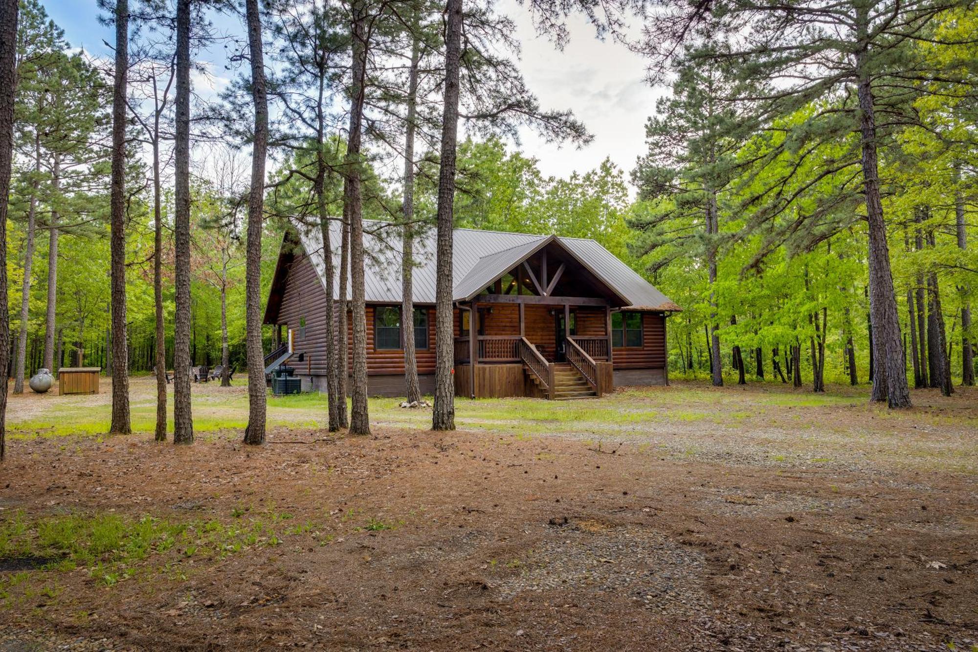 Cross Timbers Cabin On The Grove'S 25-Acres Broken Bow Luaran gambar